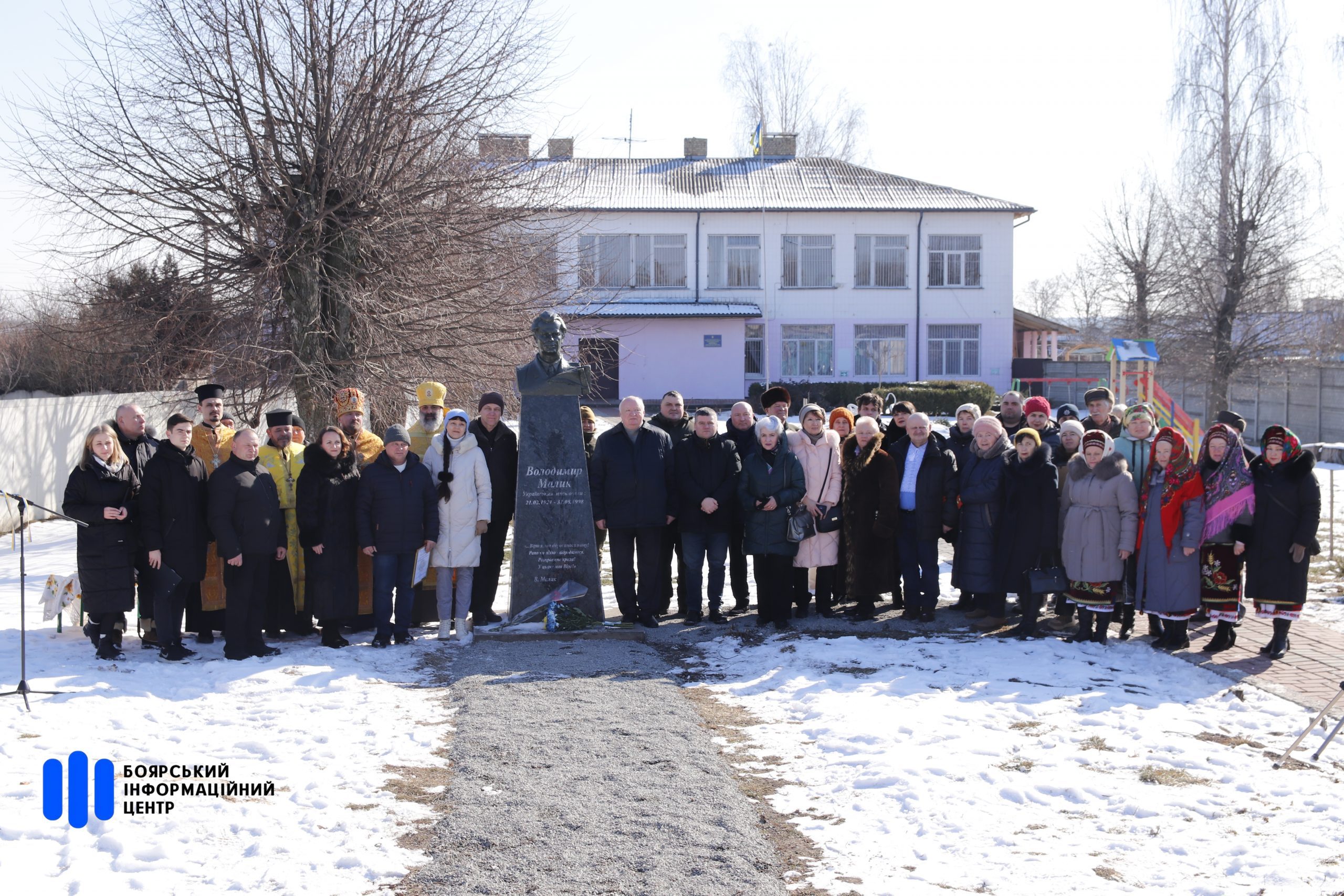НАРОД, ЯКИЙ НЕ ЗНАЄ СВОЄЇ ІСТОРІЇ, НЕ МОЖЕ НАЗИВАТИСЯ НАРОДОМ